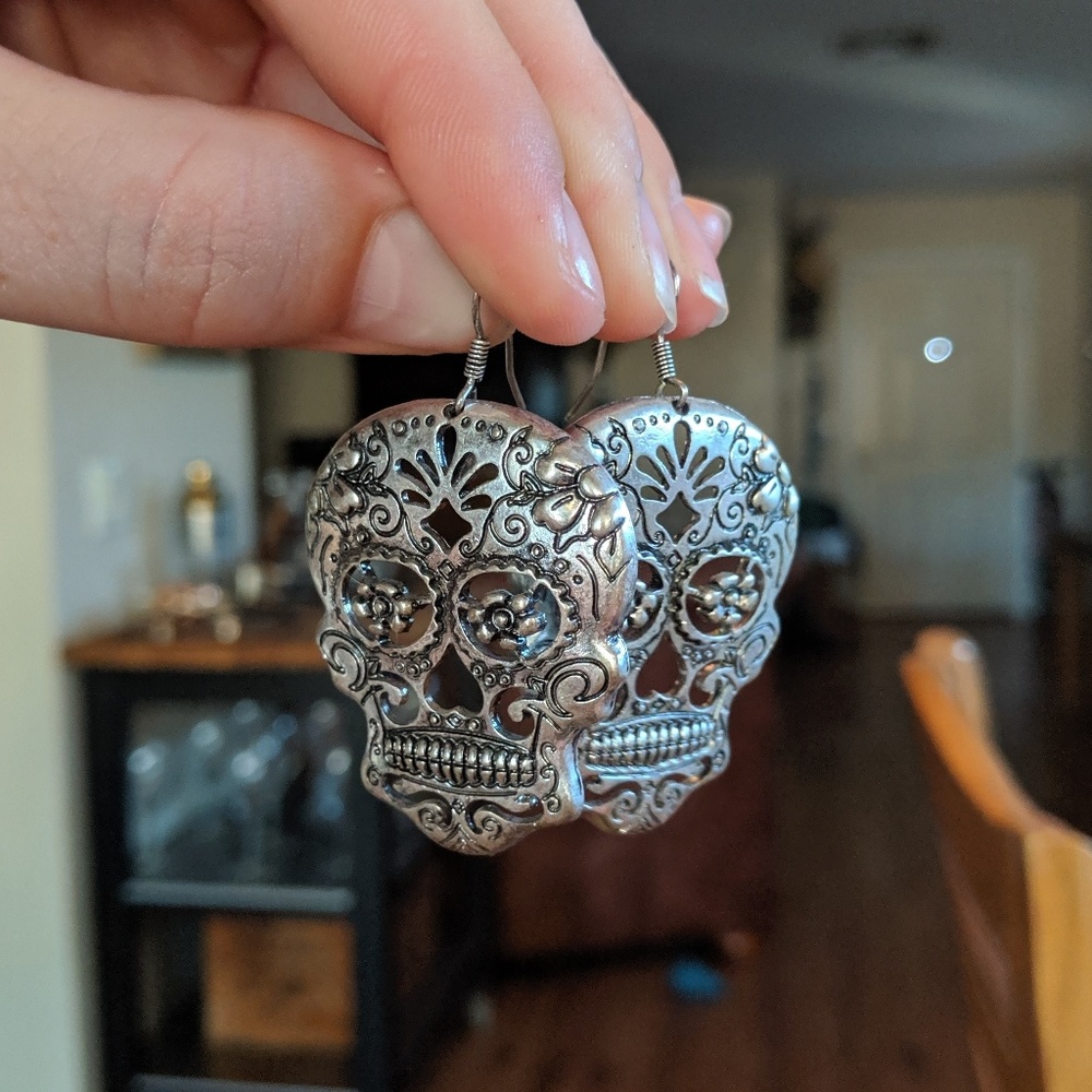 Sugar Skull Dia De Los Muertos Earrings Silver